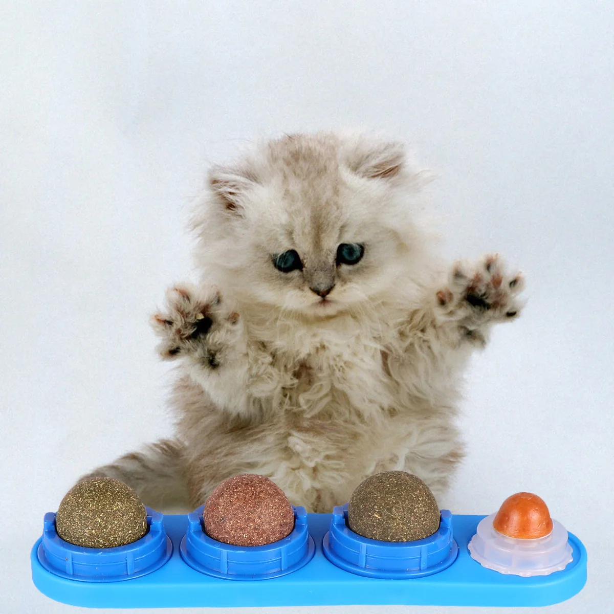 

1pc Natural Cat Mint 4 In 1 Catnip Ball Dental Health Chew Relaxing Kitten Pet Cat Chew Ball