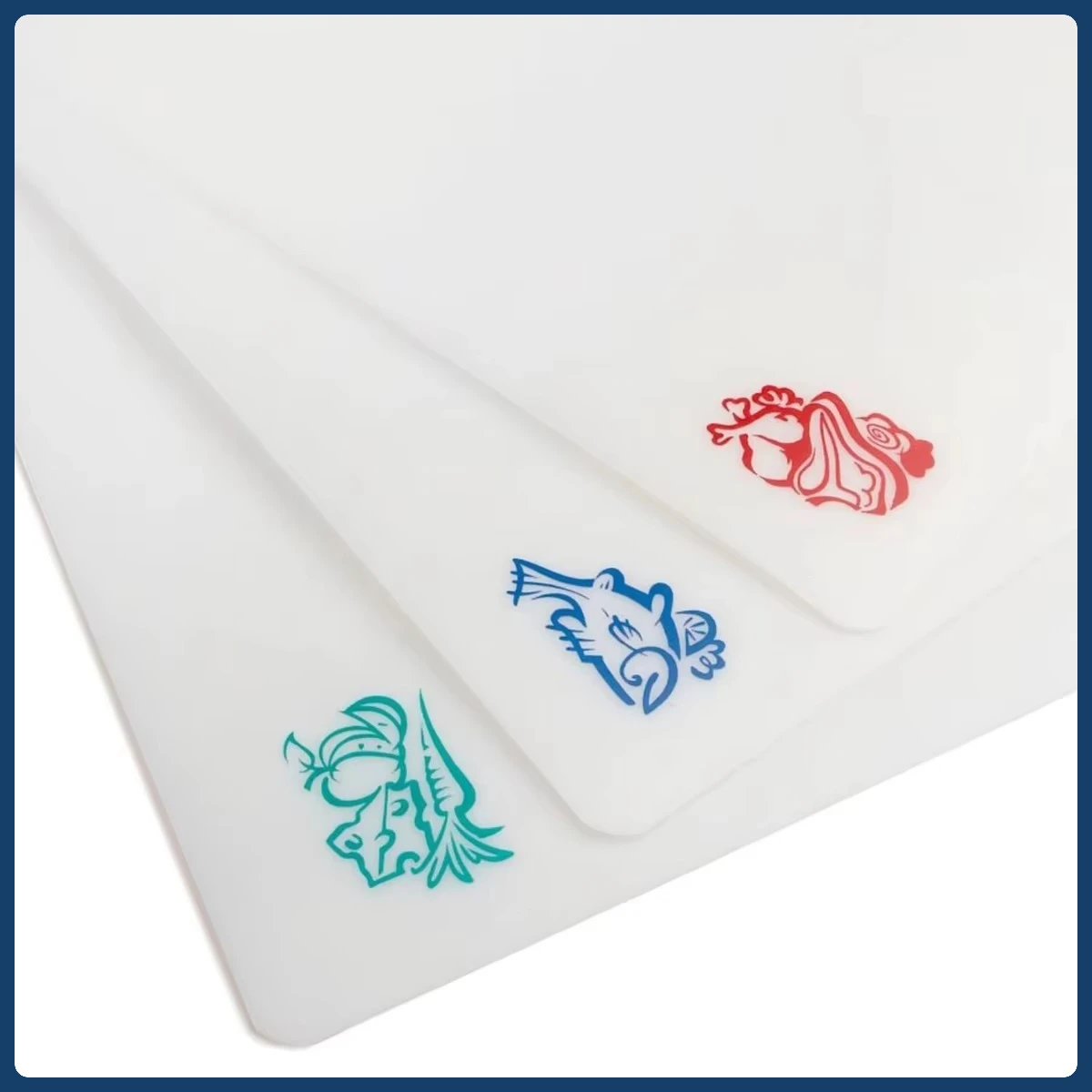 

Flexible Plastic Cutting Boards Set of 3, White 29x38cm Bending Mats for Easy Food Transfer, Space-Saving Storage