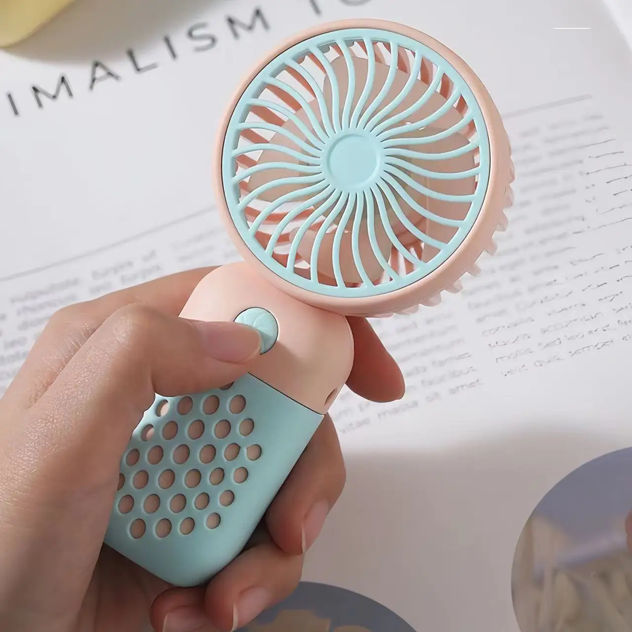 Handheld Small Fan Cute Mini USB Charging Small Fan Portable Portable Student Dormitory Desktop Small Electric Fan