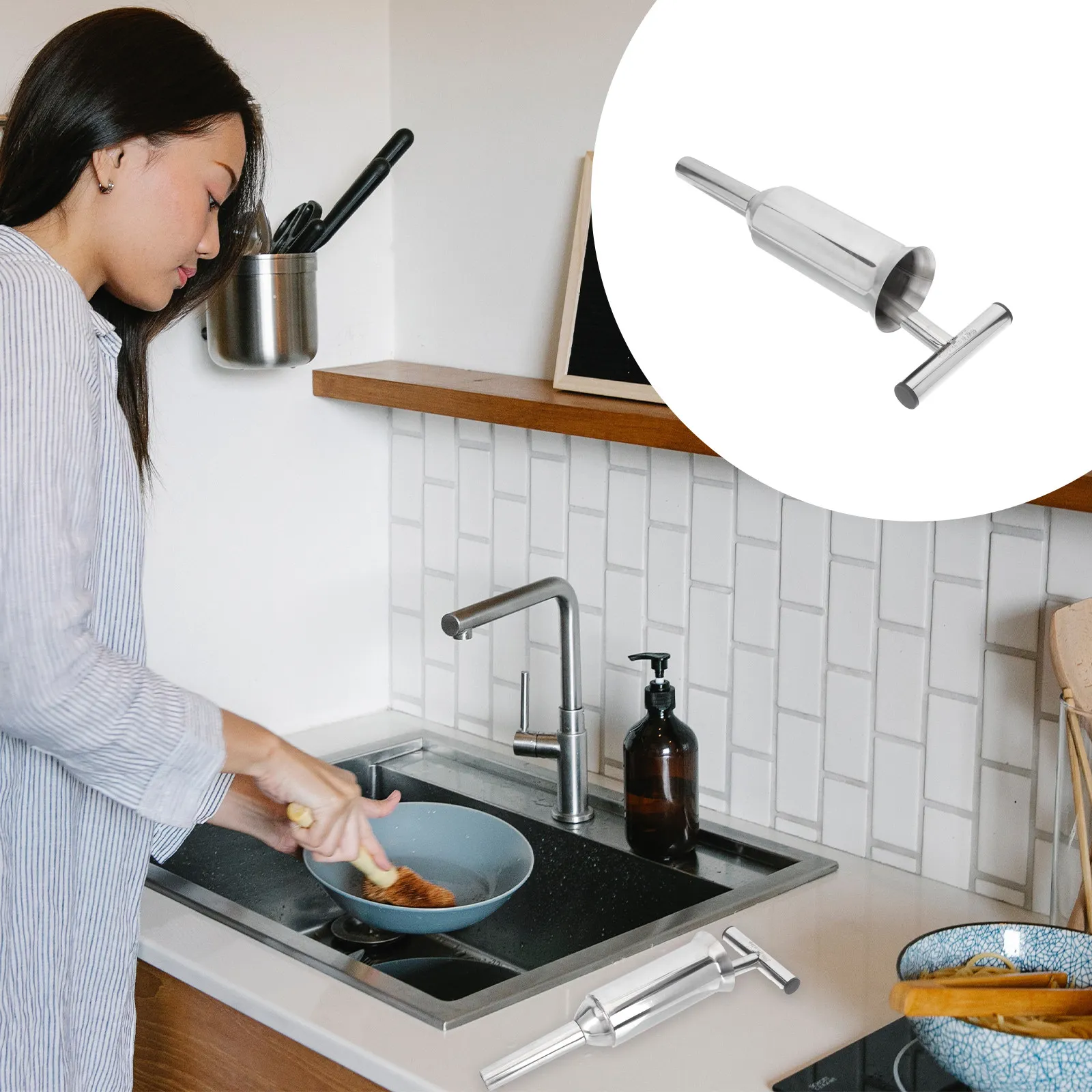 

1Pcs Stainless Steel Manual Sausage Stuffer Meat Funnel Sausage Making Helper Home Kitchen Tool Manual Meat Filler Supplies