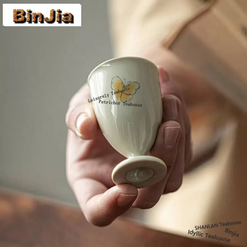 2pc/lot Handdrawn Butterfly Ceramic Tea Cup Handmade Seeking White High Feet Cup Master Cup Meditation Cup Kung Fu Tea Set 30ml