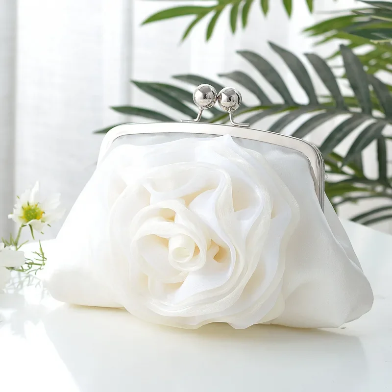

Female Sweet Wedding Bag Ladies Elegant 3D Flower Fabric White Beige Evening Bags New Year Soft Clutch Purse Bolsas Feminina