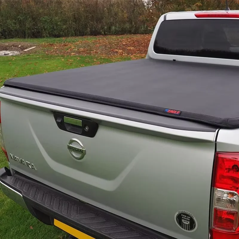 

Flying Wing Automobile Pickup Soft Tri-fold Cover Vinyl Roll Up Truck Bed Covers Tonneau Cover For Nissan Narava