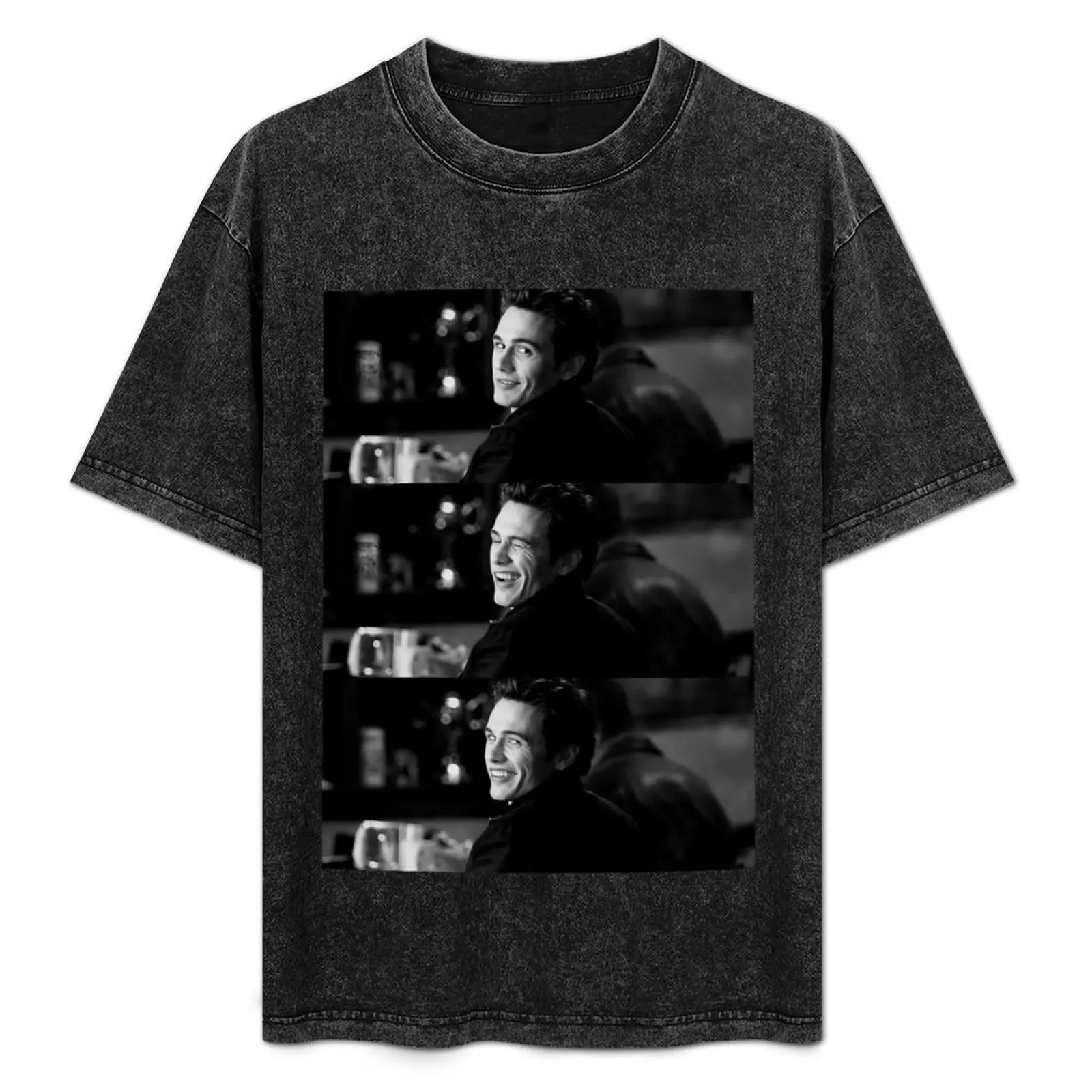 

James Franco winking T-Shirt tops vintage anime shirt topping tshirts personalised mens graphic t-shirts funny