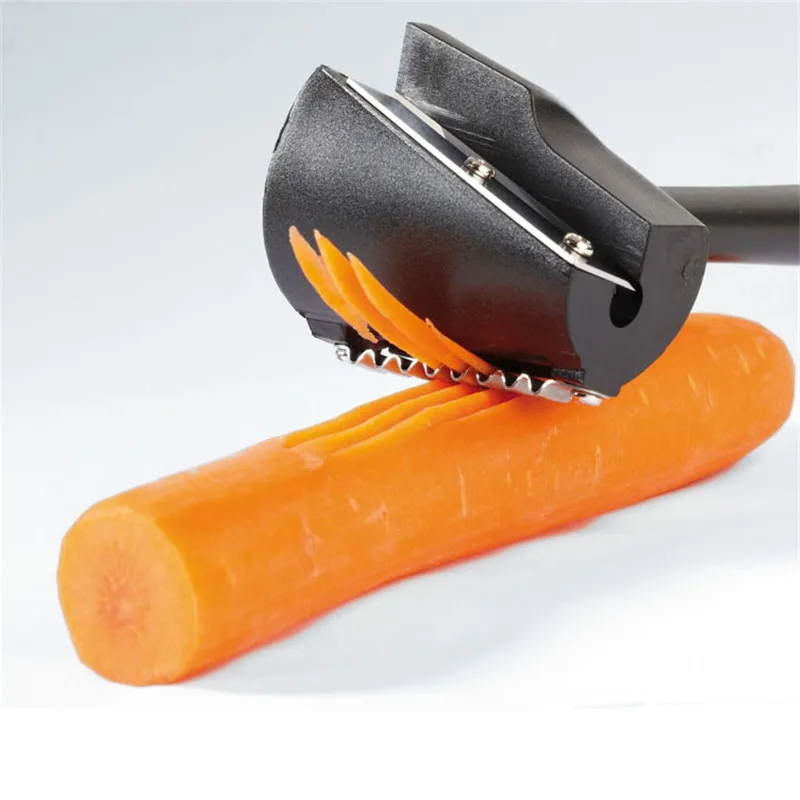 Fruit Vegetable Creative Plastic Cutter Rotating Peeling Cut Flower Kitchen Cooking Hole Shape Cutter Household Gadget