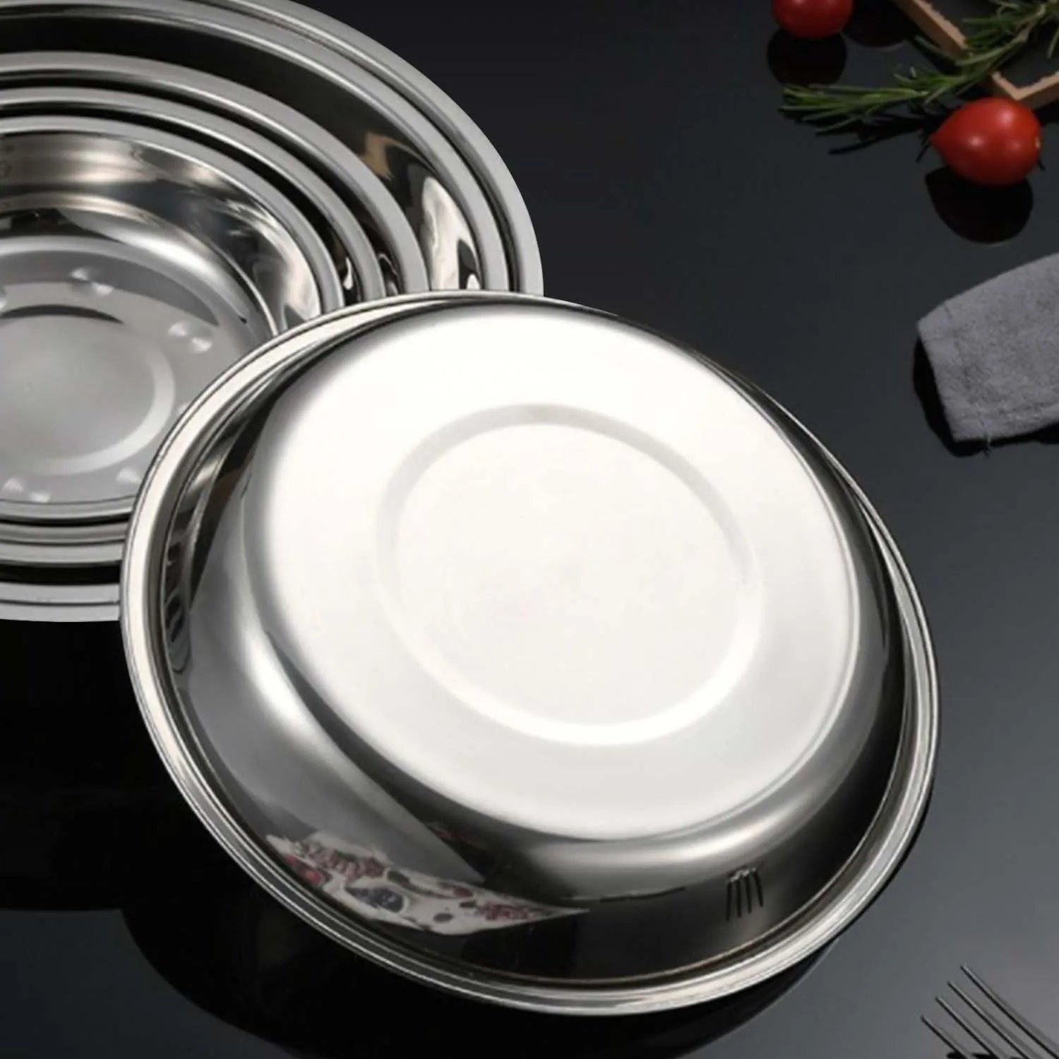 Assiettes à dîner en acier inoxydable, assiettes rondes en métal de cuisine, assiettes de service de Camping antirouille pour barbecue, collation, salade 6 pièces