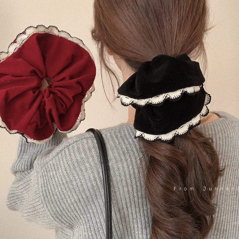 

Oval Solid Velvet Scrunchie Tie is Exquisite Women's Fashion Large Intestine Scrunchie Hair Accessory