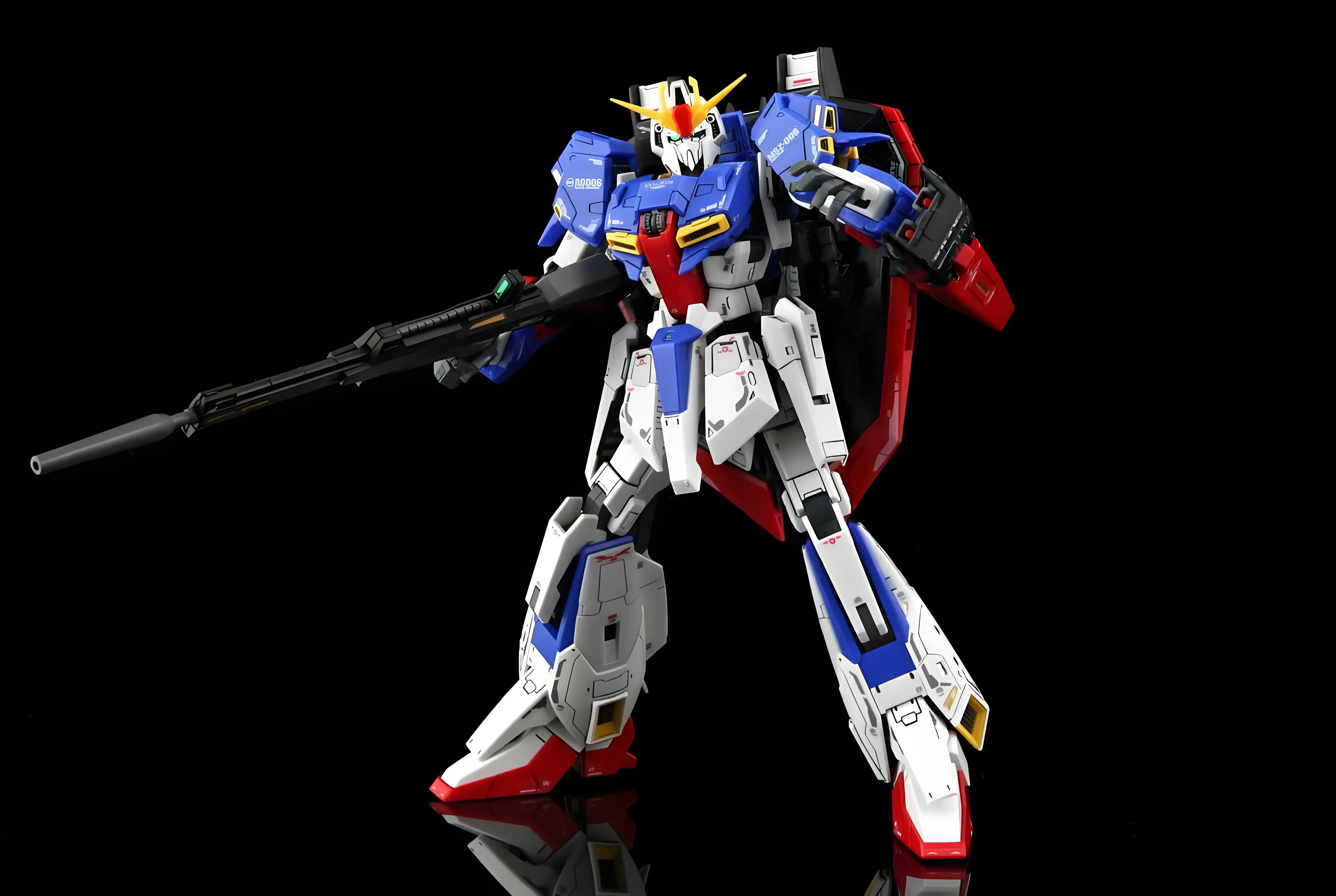 Bandai Gundam modelo Anime figura RG 10 1/144 MSZ-006 Zeta Gundam figura de acción modelos de ensamblaje juguetes adornos de modelos coleccionables