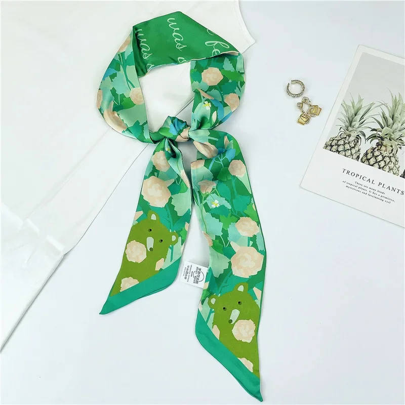 New simulated silk scarves in autumn and winter, collarbone scarves in early autumn, and warm in winter