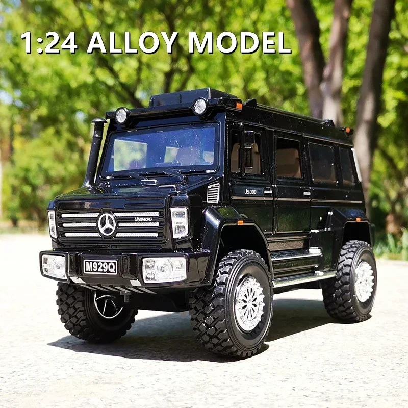 1:24 Unimog U5000 Alloy Car Model Diecasts Metal Off-road Vehicles Toy Car Model Collection Sound Light Simulation Toy Gift