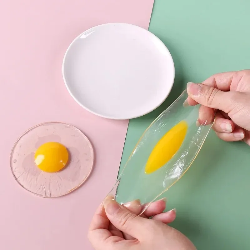 Simulación de huevos divertidos para apretar, huevos fritos suaves y realistas, modelo de huevo Artificial, accesorios de exhibición para restaurante, juguete de cocina para niños