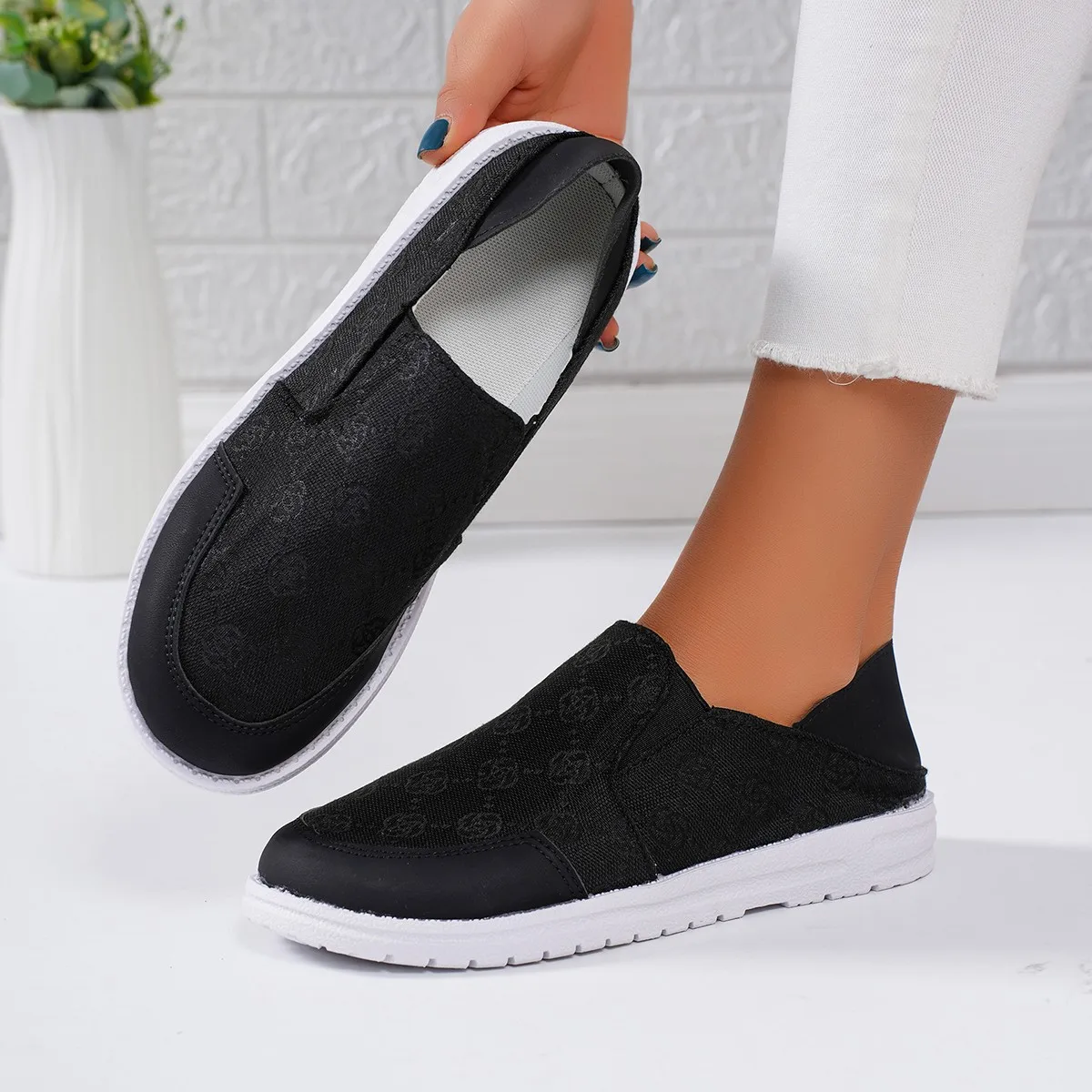 Mocassins plats en maille pour femmes, baskets à bouche peu profonde, chaussures respirantes de luxe, printemps, été, automne, nouveau, 2024