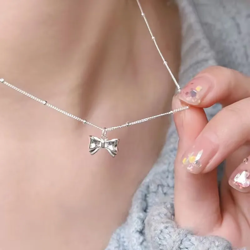 Bow Pendant Necklace for Women Unique Design Silver Plated Clavicle Chain Trendy Fashion Jewelry Gift Accessory