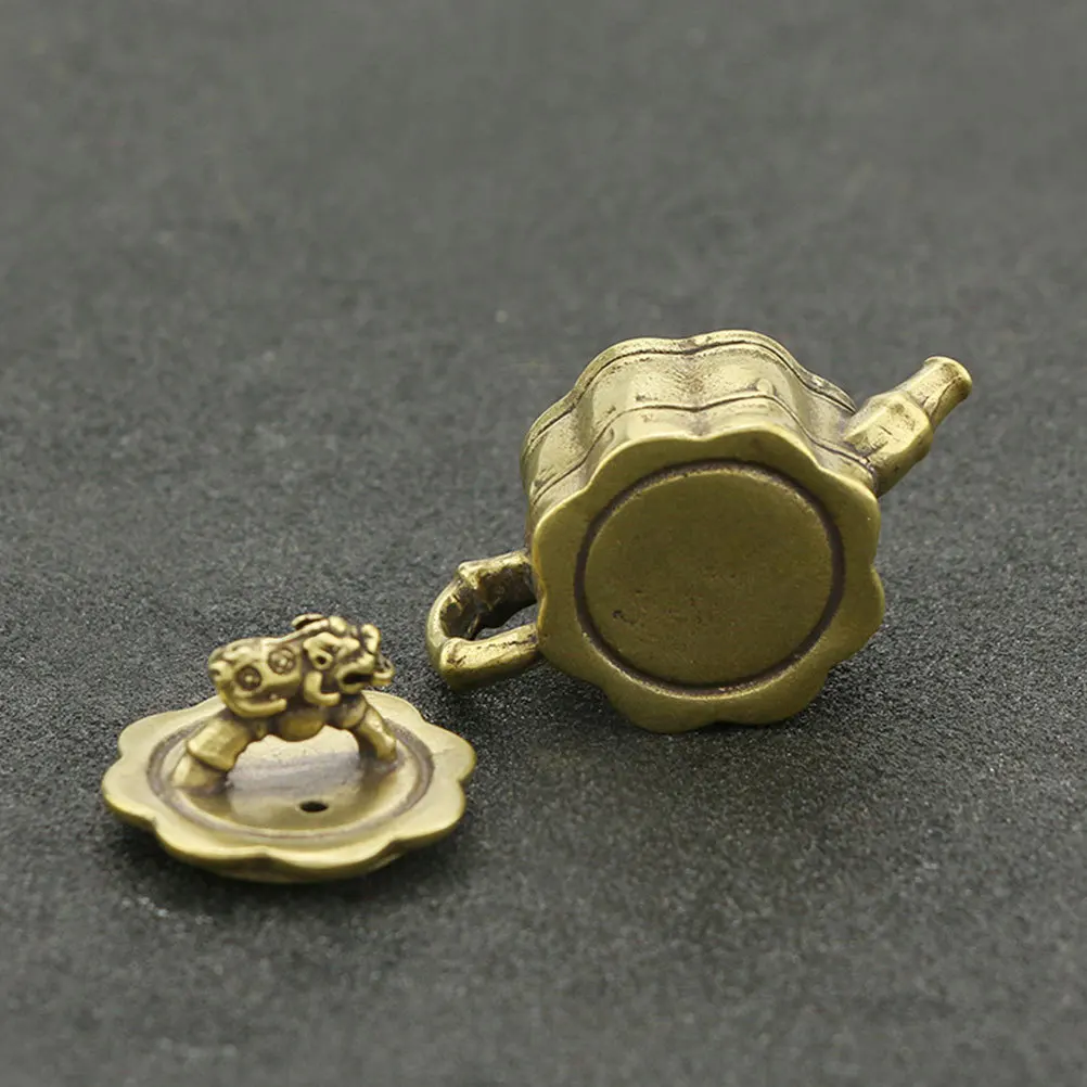 

Religious Copper Sculpture Small Thickened Copper Water Pot Tibetan Fortune Desktop Sculpture Religious Ornament