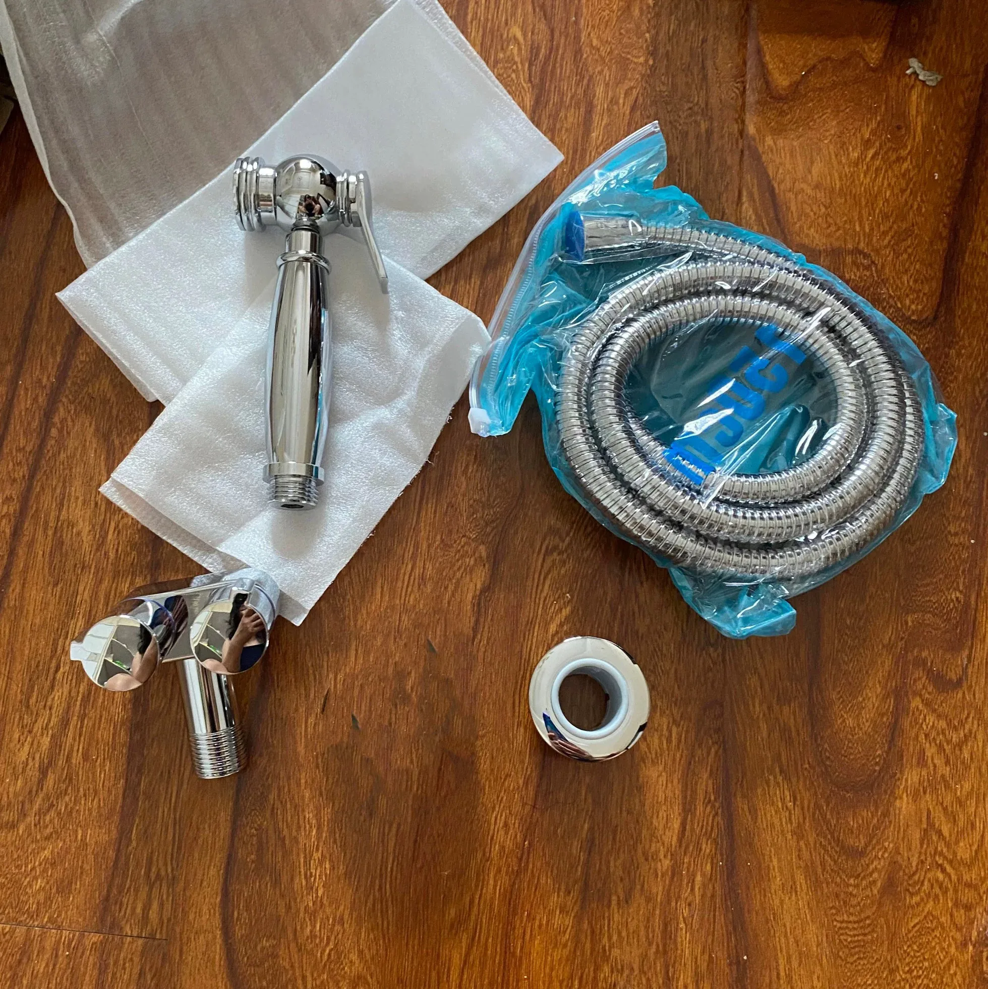 For spray gun pressurized pumping 81 kitchen bathroom pea shooter shampoo sanitary toilet significant other women wash