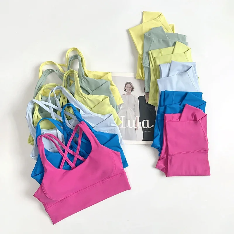 ชุดโยคะ 2 ชิ้น ชุดออกกำลังกายสำหรับผู้หญิง ชุดกีฬา เสื้อผ้าออกกำลังกาย กางเกงเลกกิ้งเอวสูง สายไขว้ บราฟิตเนส ชุดวิ่ง 👚 👍️