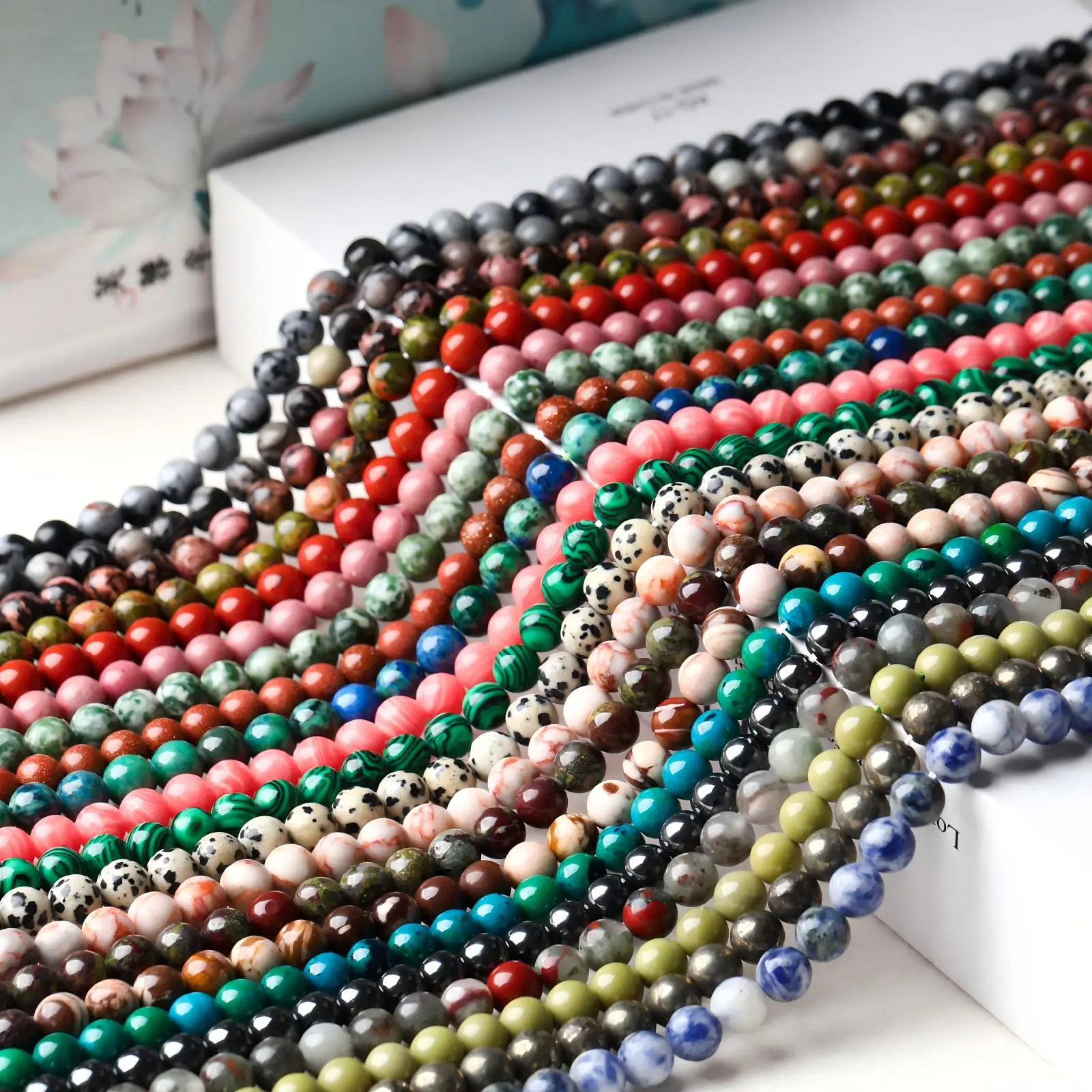 1 Strand Natural Stone Beads Sheen Obsidan Rhodonite Fluorite Jade Loose Bead for Jewelry Making DIY Bracelet Necklace Accessory