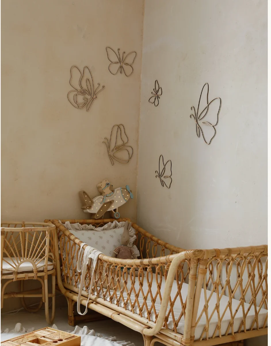 Set of 6 Wooden Wall Butterfli - đánh giá và giá Baby Nursery Kit