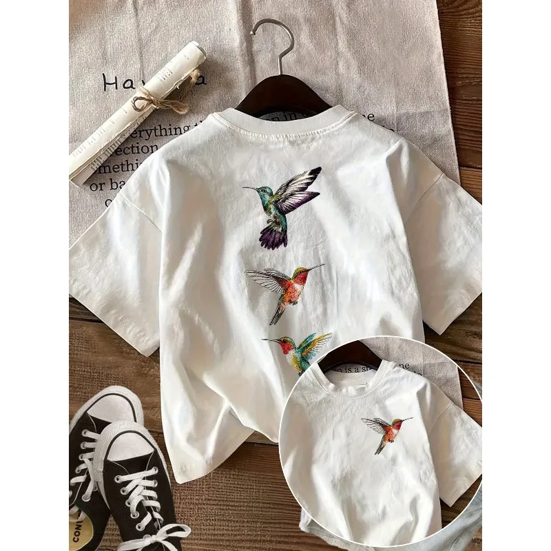 Casual Short Sleeved Round Neck T-shirt with Hand-painted Hummingbird Design on Both The Front and Back Women's Loose Top