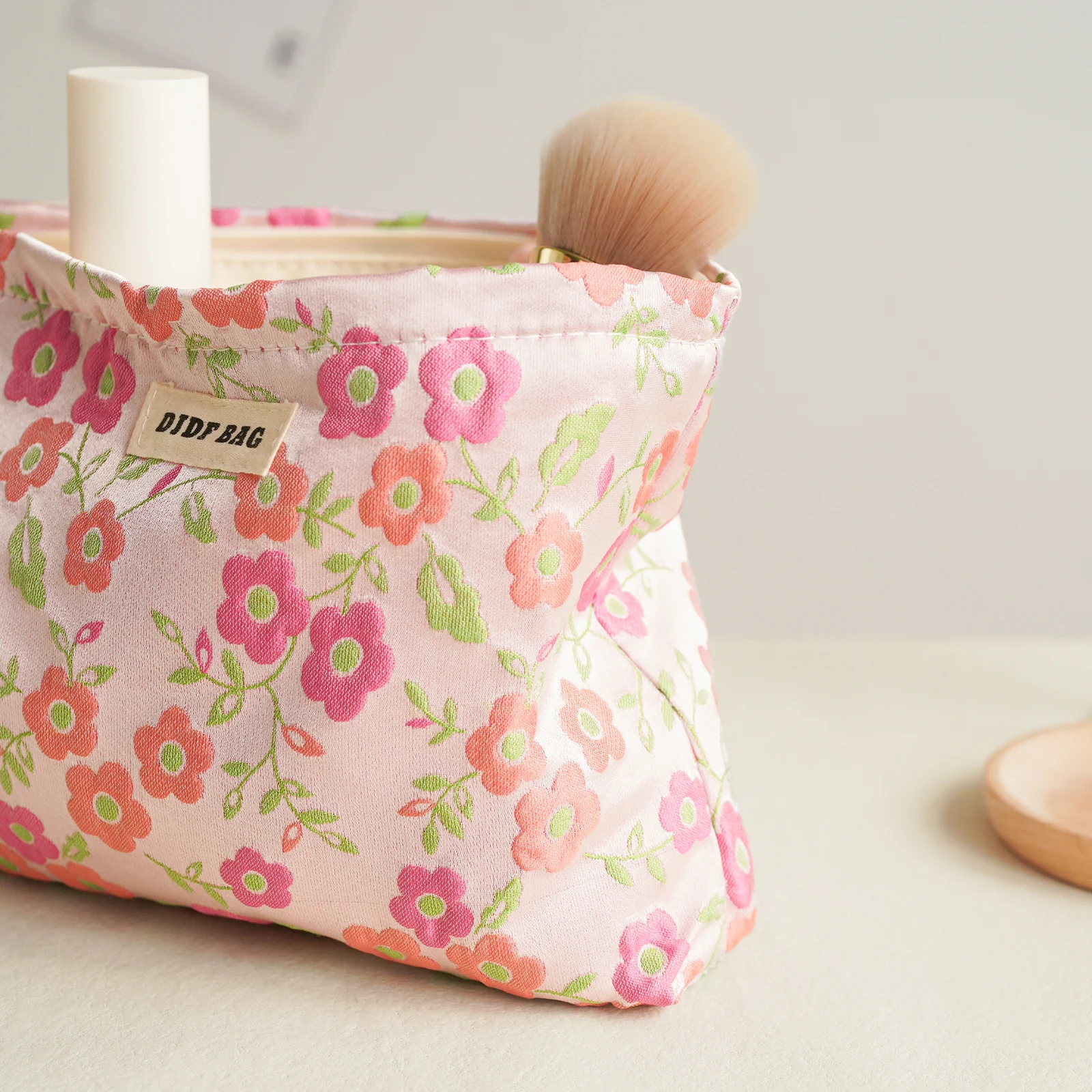 Fiori rosa, borsa per il trucco da donna di grande capacità, borsa da toilette da viaggio portatile, borsa per cosmetici semplice, borsa per