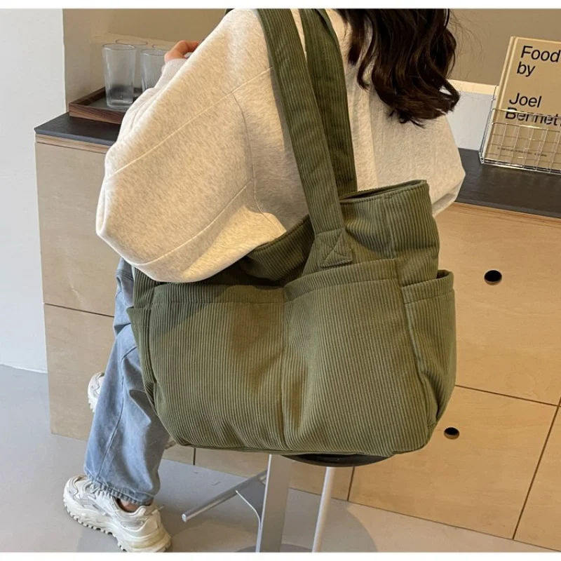 

Известная дизайнерская сумка через плечо для женщин, элегантный кожаный вариант через плечо, люксовый бренд Messenger, популярная классика