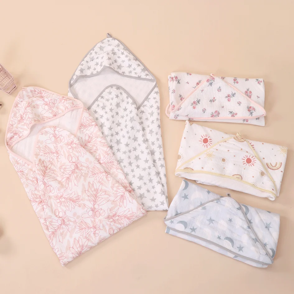 

1pc Soft Hooded Baby Bath Towel, Ultra Absorbent Cartoon Print Newborn Bathrobe, Skin Friendly Bath Towel for Infants