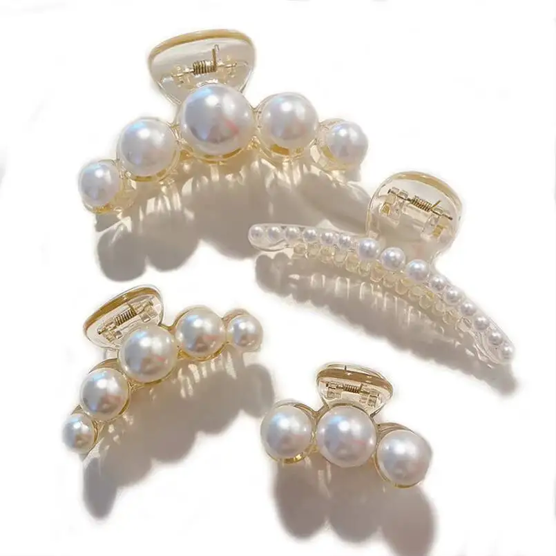 Pince à cheveux en acrylique avec perles 2020, pince à cheveux transparente en forme de crabe, accessoires pour cheveux de bain simples et géométriques creux