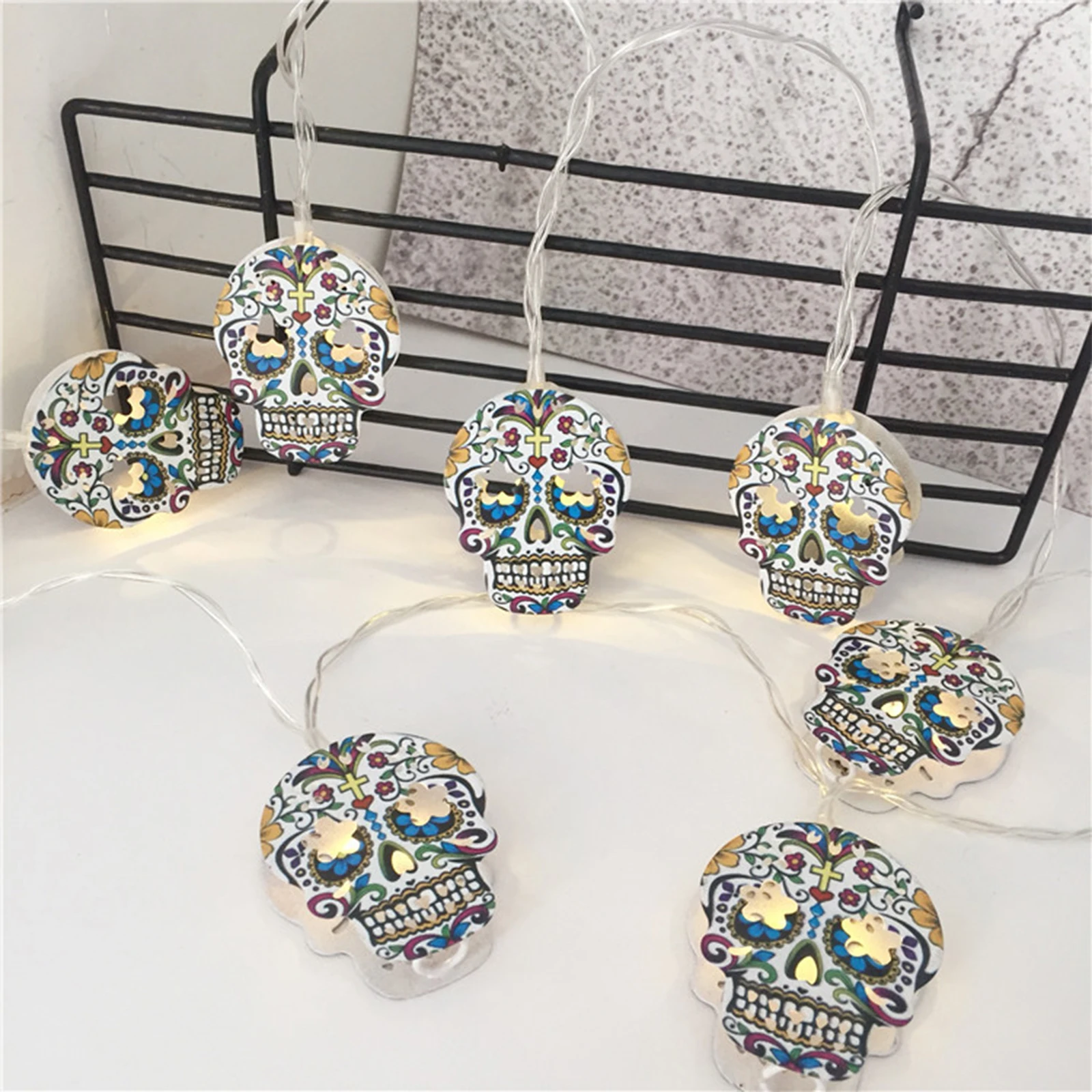 Halloween White Hollow Metal Skull LED String Lights Halloween Holiday Christmas Party Garden Decor Lights The Day of the Dead