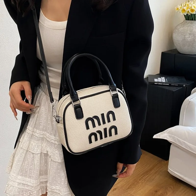 

Female Elegant Handbag Sophisticated Design For Dinner Dates And Special Occasions Timeless Evening Essential