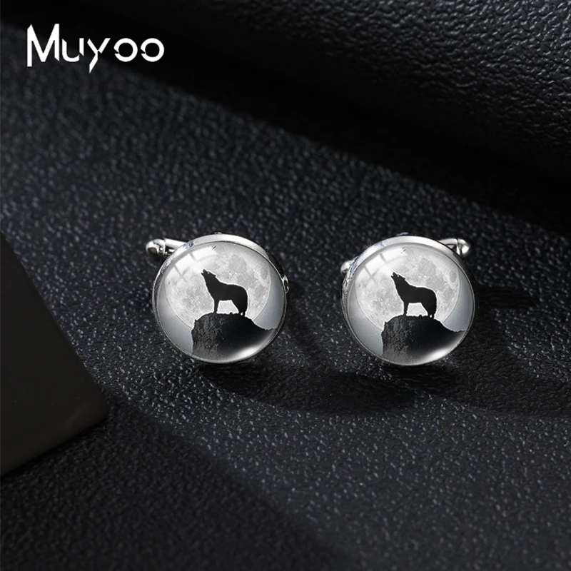 2023 New Arrival Fashion Wolf and Colorful Full Moon Glass Dome Round Cufflinks Mens Handmade Jewelry Cufflinks