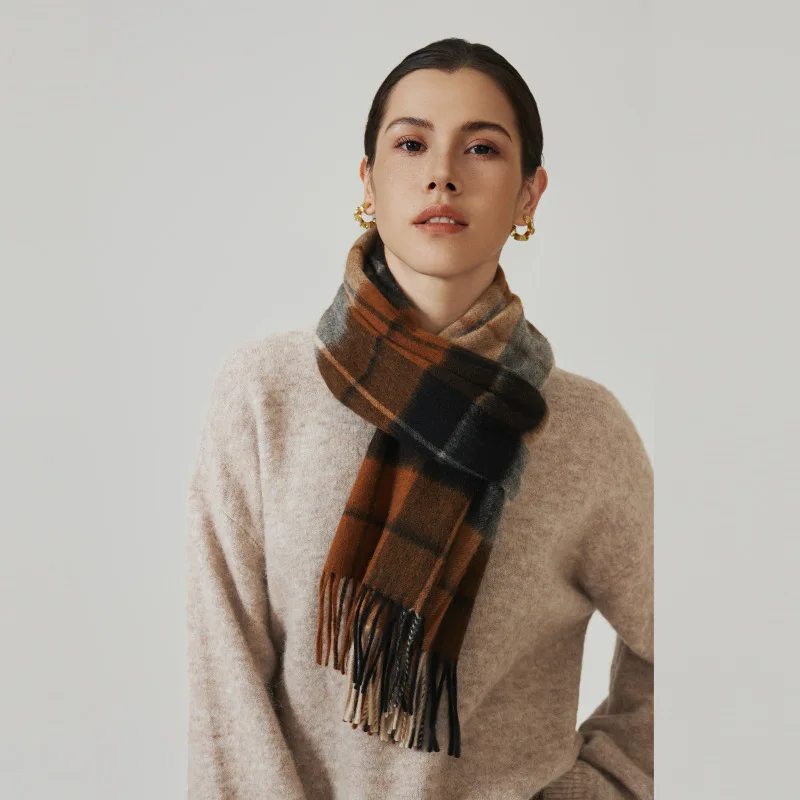 2024 New Wool Scarf for Women Luxurious Long Simple Women\'s Plaid, Popular Winter Style Versatile Men\'s Scarf Women Luxury