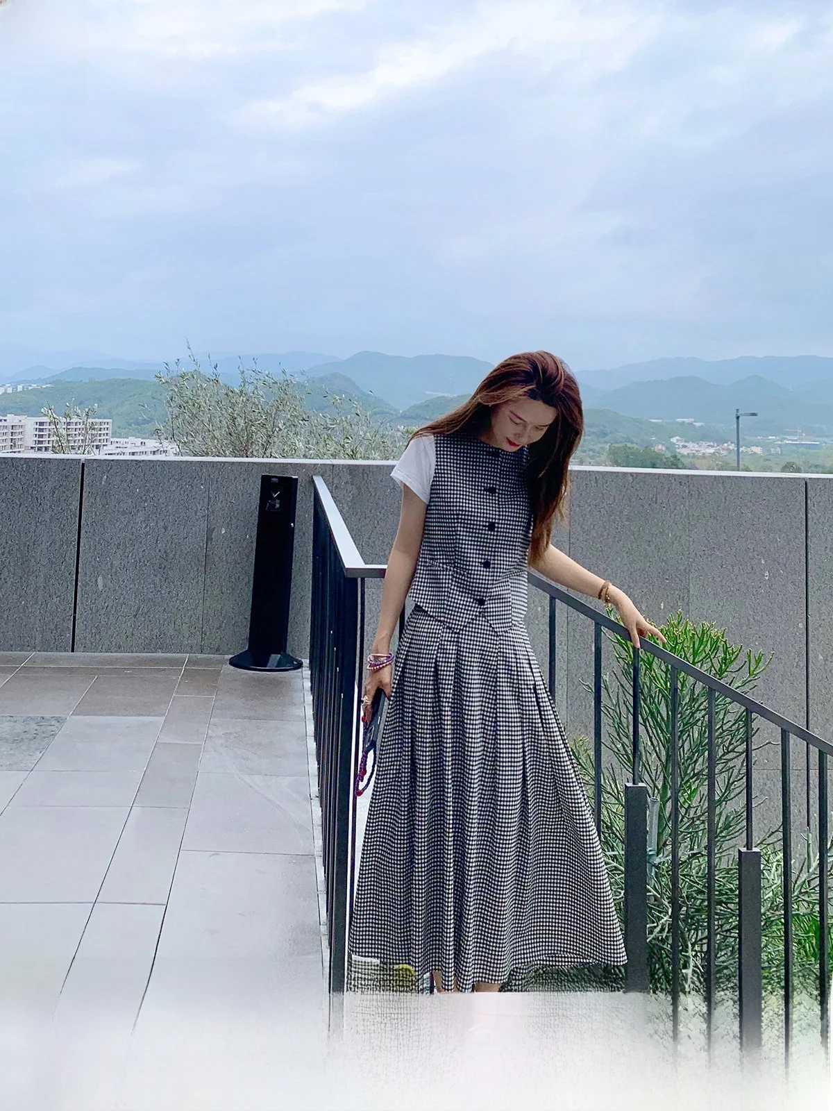 

Fashionable Checks Acetate Lyocell Vest And Skirt Set Buttoned Short Sleeve Women's Business Casual Two-pieces Spring Collection