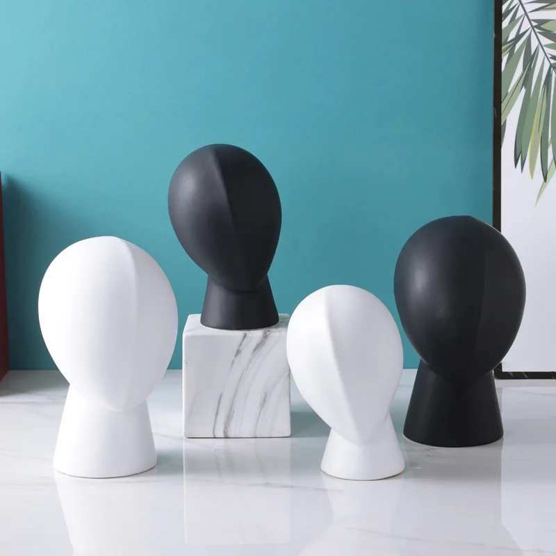 

Modern Nordic ceramics, human head, human shaped ornaments, luxury, extreme simplicity, soft decoration, model room, jewelry art