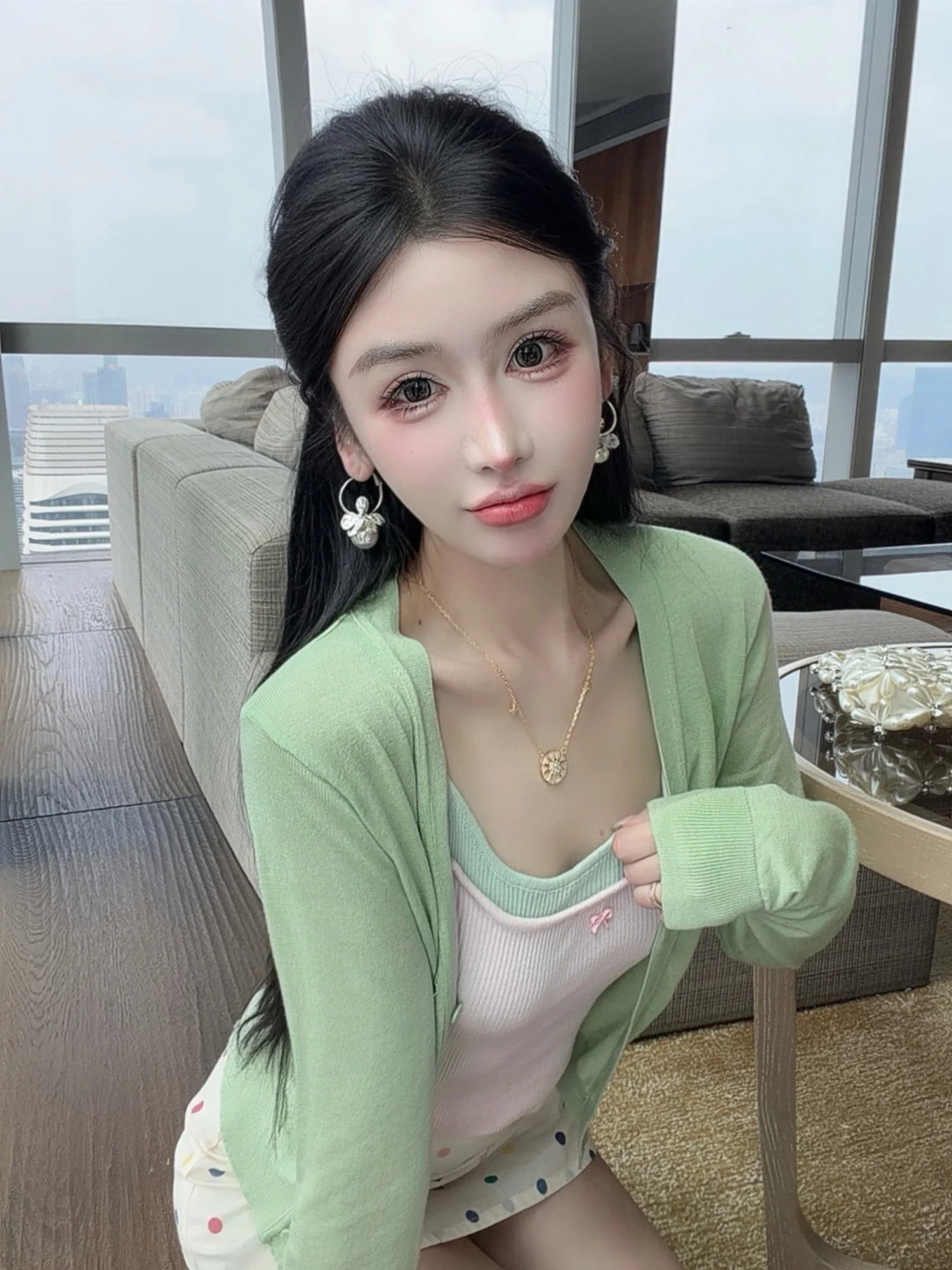 

MaoNi Spring Limited Edition Ice Silk Knitted Cardigan Women's Thin Pure Color Slimming Outerwear Top Breathable V-Neck Long ...