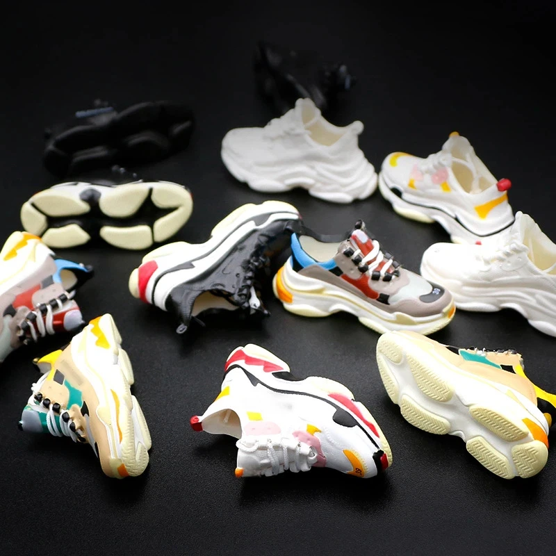 Trendy speelgoedtextuur mini 3D chunky sneaker miniatuur poppen schoenen voor BJD poppen, action figures, mode bureaudecoratie accessoire