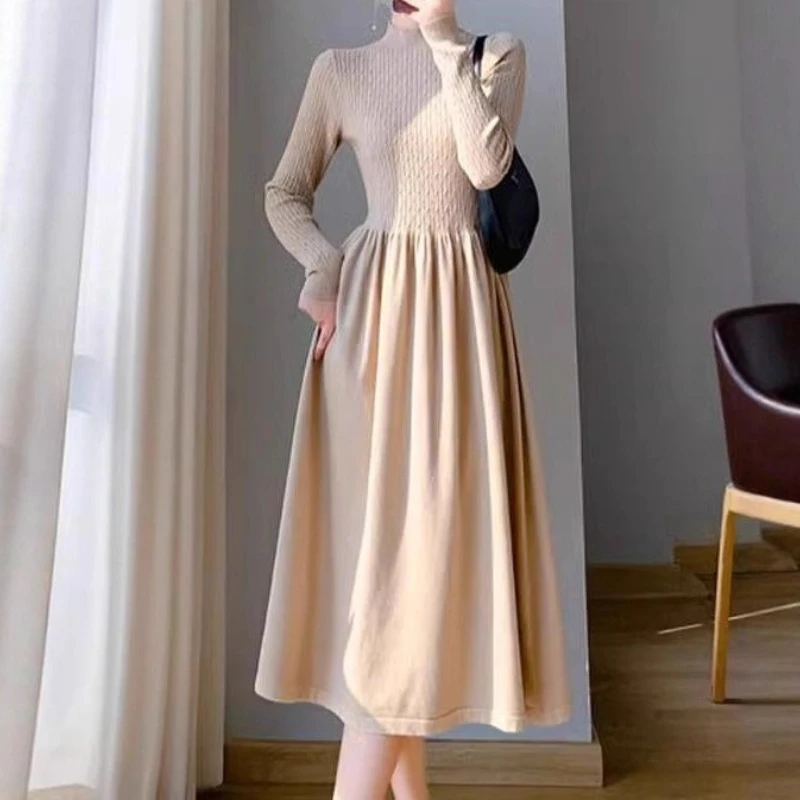 

French Knit Dress 2025 Autumn and Winter Slim Round Neck Women's Sweater Dress