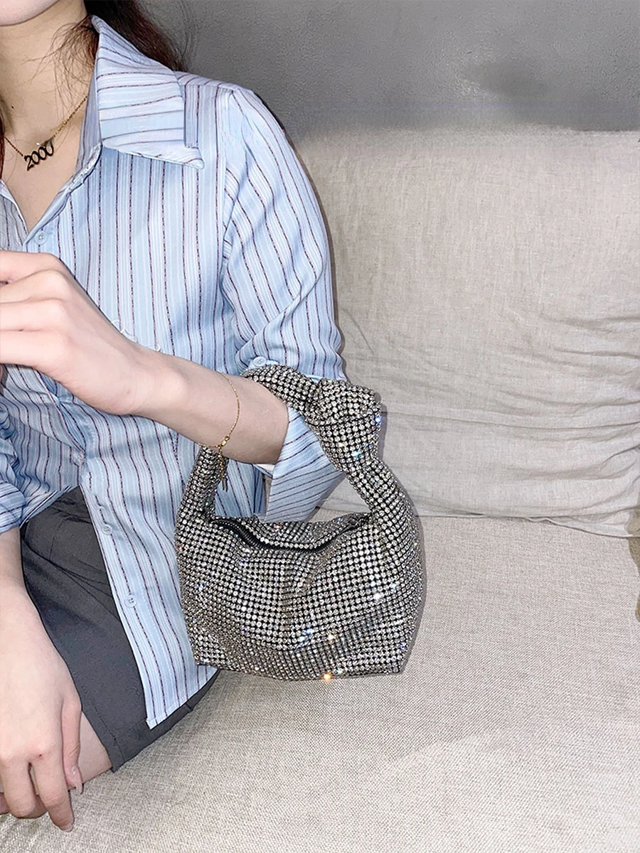 Luxury Rhinestones Knot Evening Bag 2023 Glitter Crystal Mesh Women Handbags Designer Diamond Party Purse Shinny Female Bags Ins