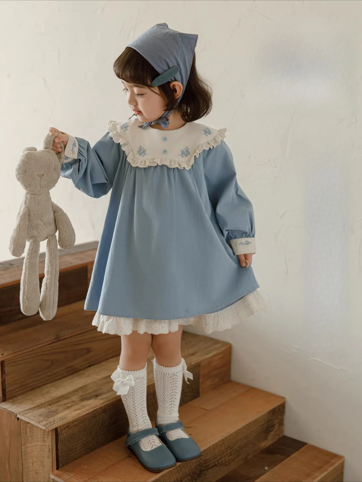 New Spring Children Girls Twill Cotton Dress Lace Trim Forest Style Lantern Sleeve Cute Kids Dresses
