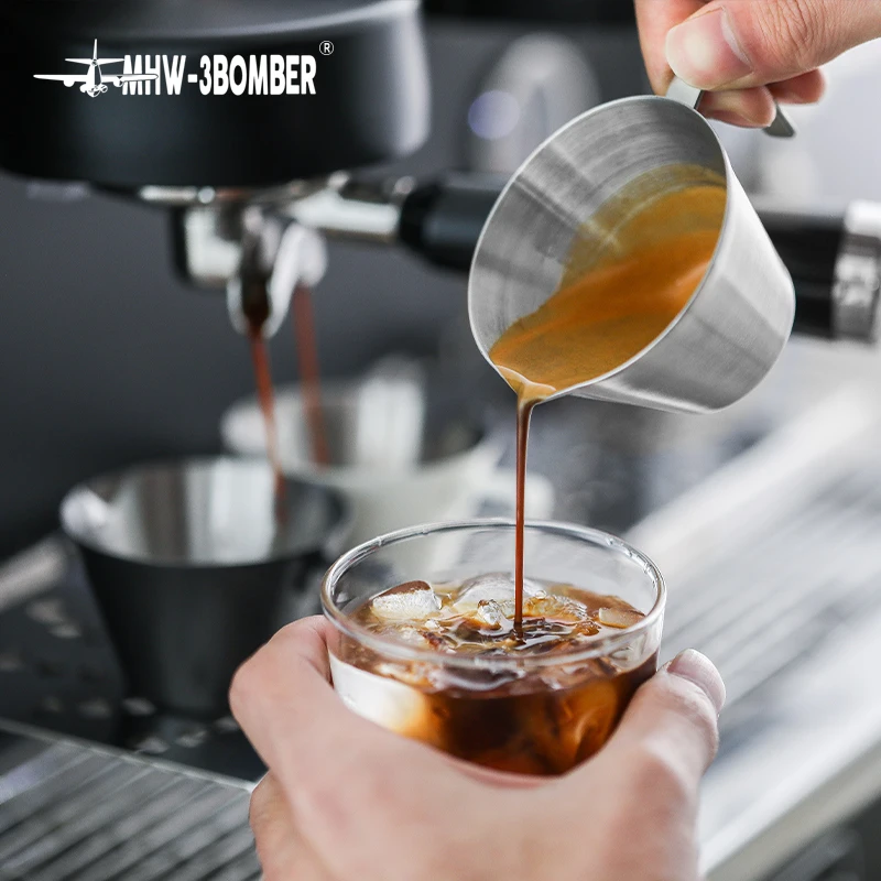 MHW-3BOMBER Misurino per caffè espresso in acciaio inossidabile con manico Tazze per caffè espresso da 100 ml Accessori per caffè Barista domestico