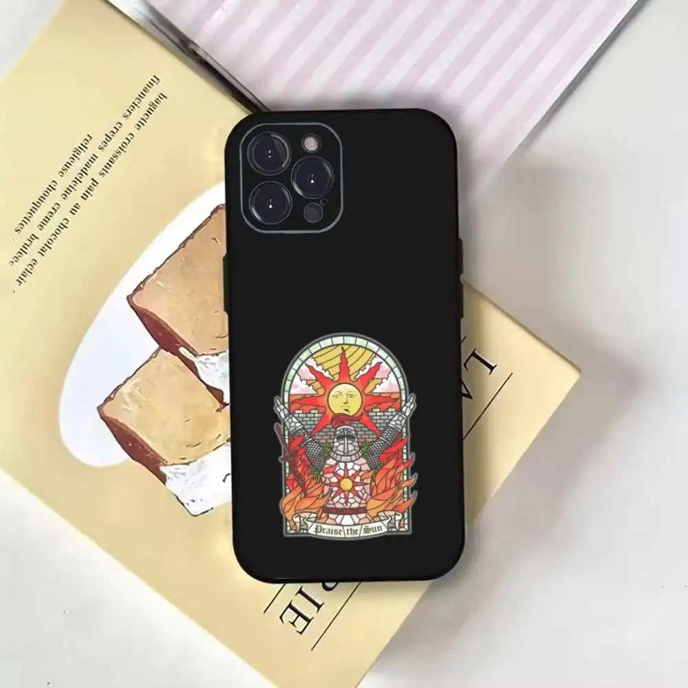 P-Praise the Sun D-Dark Souls iPhone16,15,14,13,12,11 Plus,Pro Max,XS,X,XR,SE,Mini,8,7用ソフトブラックカバー