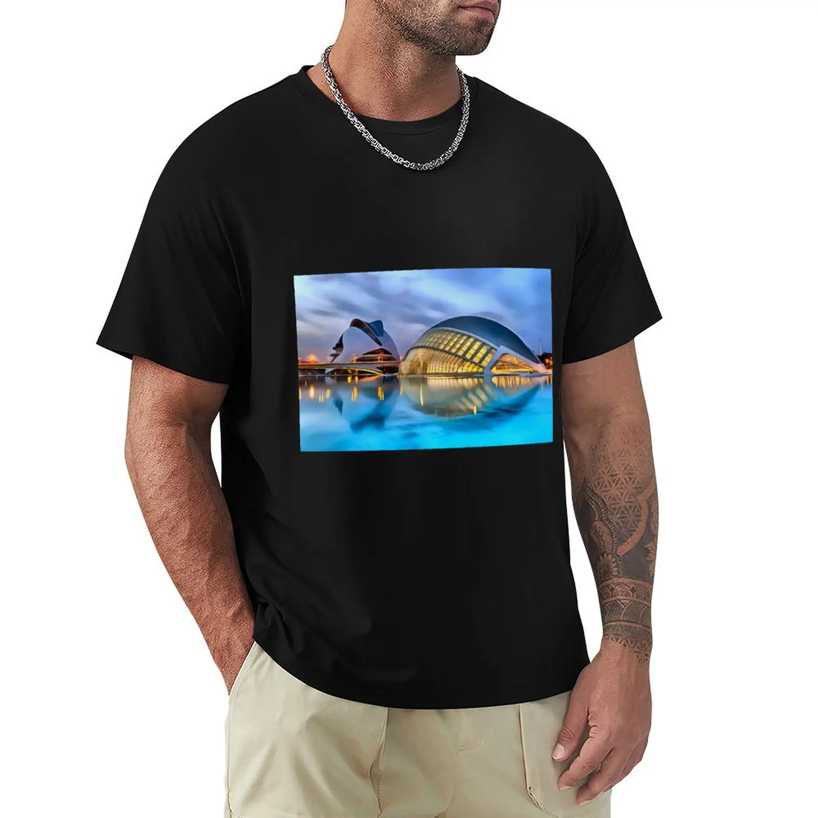 Camiseta Ligera y Fresca de Manga Corta de la Ciudad de las Artes y Ciencias de Valencia (Pintura)