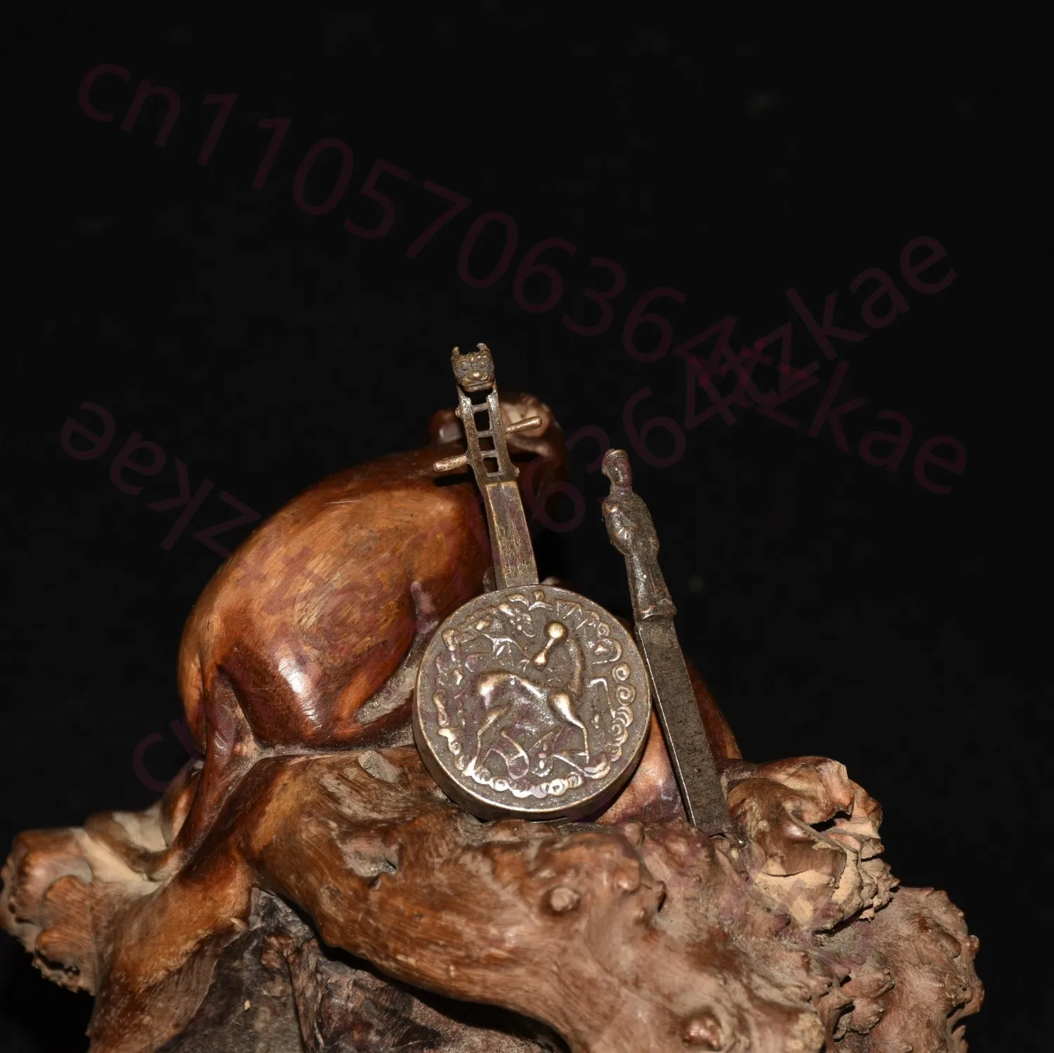 

Коллекция старинных медных украшений-замков «Мун Цинь» ручной работы