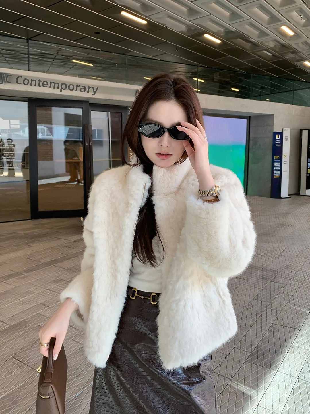 

Ele ort Women's Faux Fur Jaet Double Zipper High-End Sensation Environmentally Friendly Leatherette Coat by Maven Lin