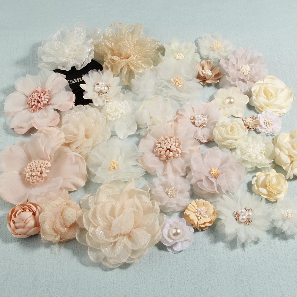 10Pcs Ivory Cream Series Camellia Rose Szyfonowa tkanina Sztuczne kwiaty na zaproszenie ślubne Dekoracja sukni Projekty rzemieślnicze