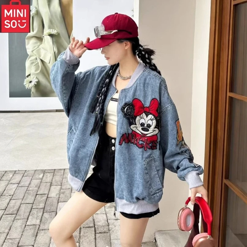 

MINISO Trendy Brand 2025 New Product Spring Heavy Industry Cartoon Loose Fashion Age Reducing Baseball Jacket and Women's Top