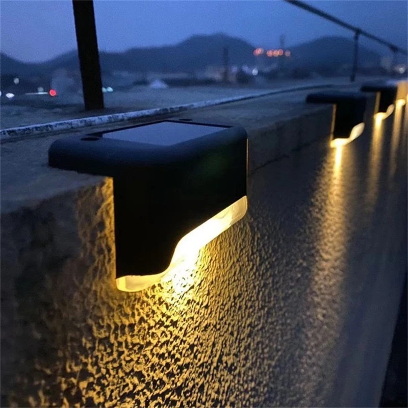 

Garden Lights Outdoor Solar LED Light 4Pcs Solar Deck Light Faily Light for Deck Step Railing Wall Patio Stair Yard Decoration