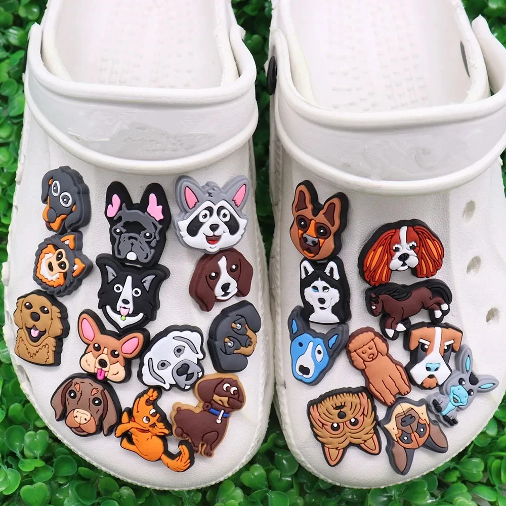 1-25Pcs PVC Clever Dogs Border Collie Shoe Charms Boys Girls Cute Animals Buckle Clog Decoration Fit Bracelet