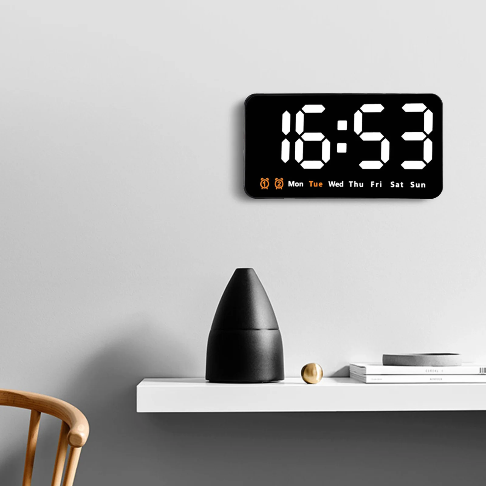 

Будильник с дисплеем температуры на светодиодном экране высокой четкости, регулируемой яркости и формат 12/24 часа.