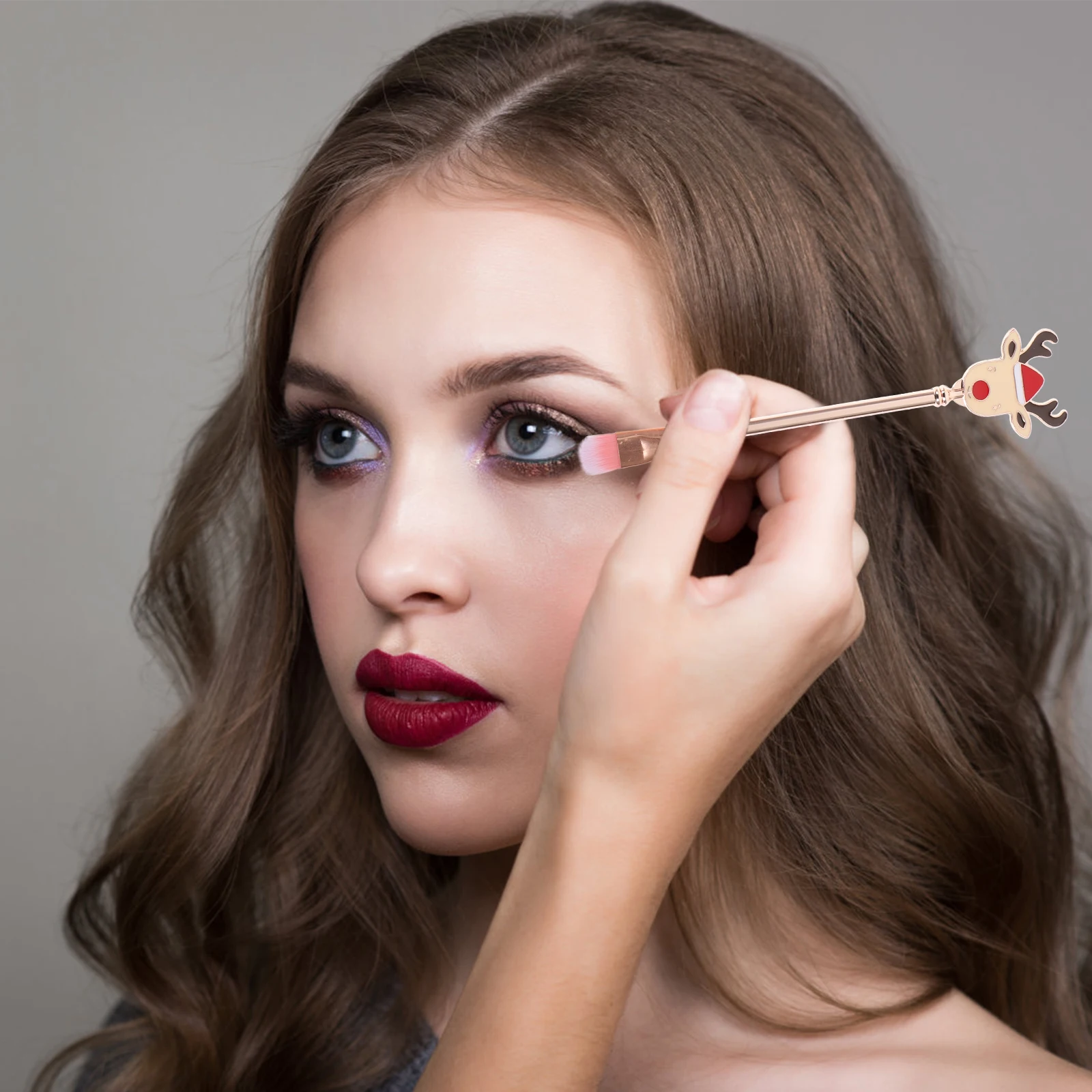 

7 pcs Makeup Durable Mini Brush Set Mini Brush For Lip Eyeshadow Eyebrows Christmas Gift Santa Claus Accessories