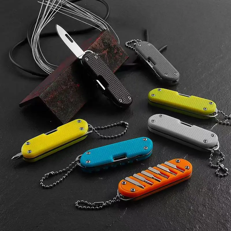 

Multifunctional Outdoor Portable Folding Knife Key Knife Screw Combination Tool Portable Pocket Keychain Knife Stainless Steel